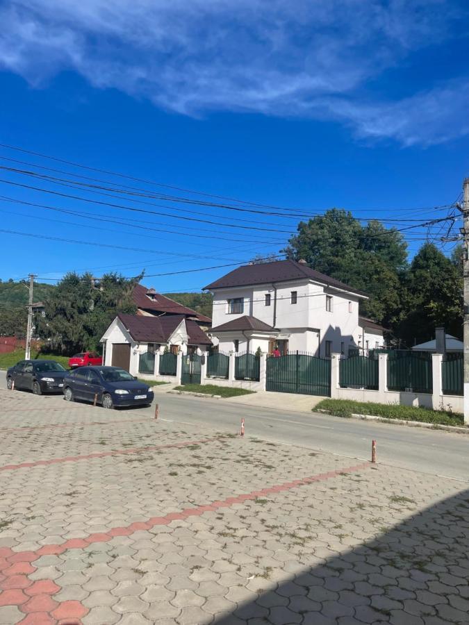 Отель Casa Roa Слэник Экстерьер фото
